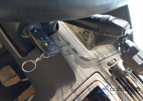 2005 Volvo V70 2.4 z USA, uszkodzony, nr VIN YV1SW640952514553